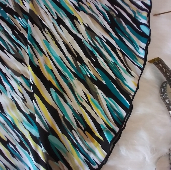 M Collection stud design top - Picture 3 of 9